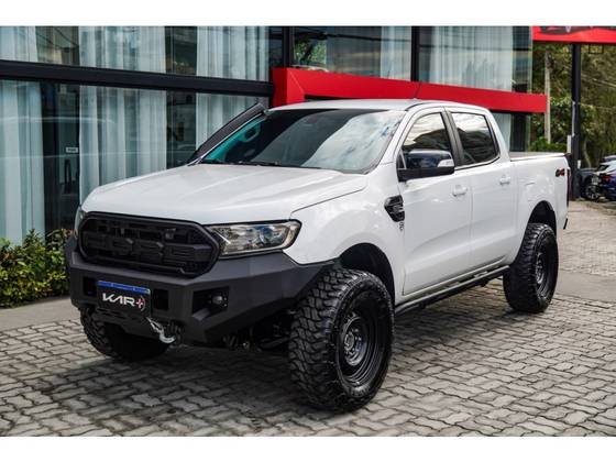 FORD RANGER 3.2 XLT 4X4 CD 20V DIESEL 4P AUTOMÁTICO